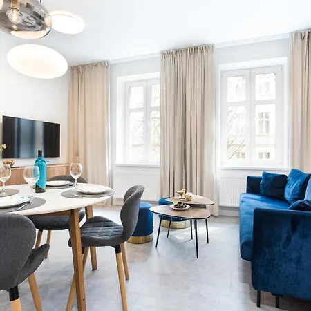 Golden Apartment